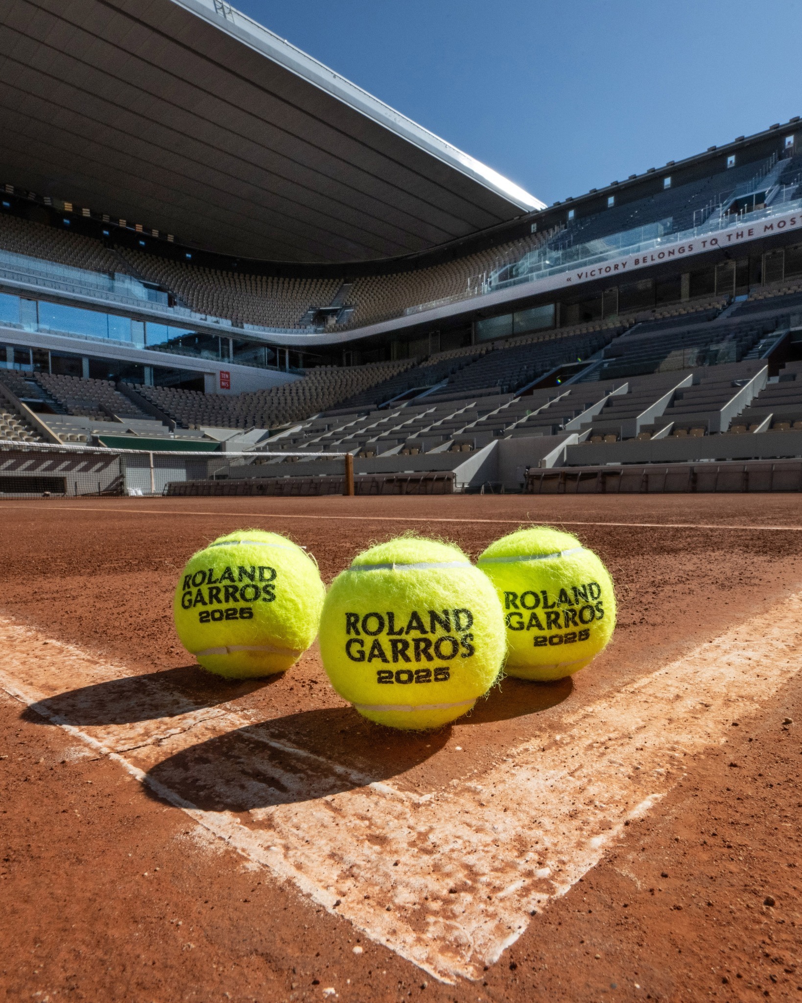 关于世界网球队翻盘法国网球队,瓦林卡关键制胜的信息 关于世界网球队翻盘法国网球队,瓦林卡关键制胜的信息