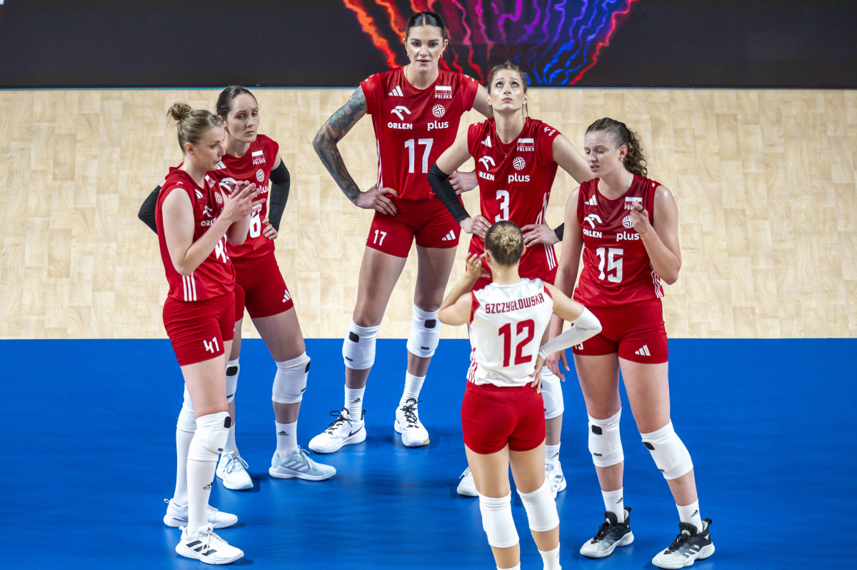 开云体育入口-包含LGD横扫C9，Jankos完成史诗逆转焦点之战全球总决赛，技惊四座的词条