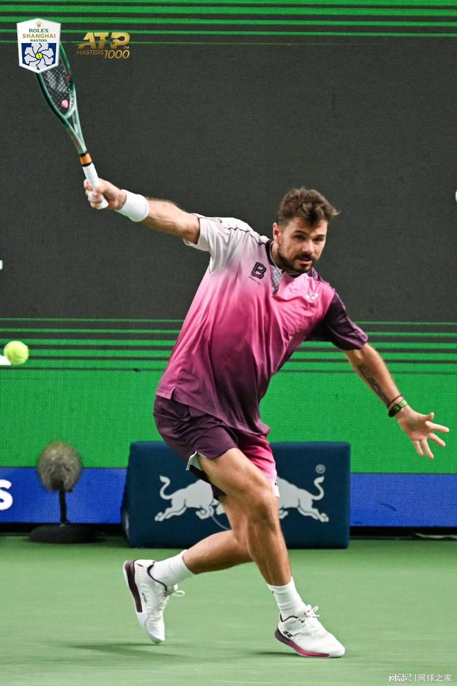 意大利网球队力克世界网球队，瓦林卡惊艳世界