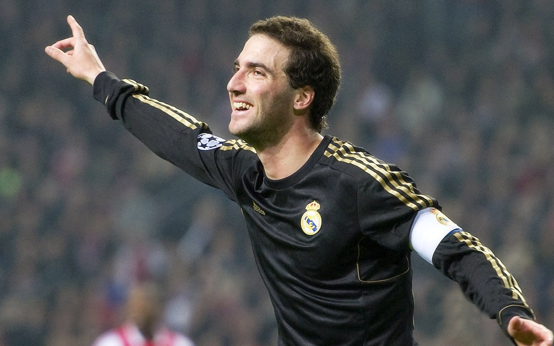 跨界传奇，当德罗赞接管英超，活塞精神击败浙江队